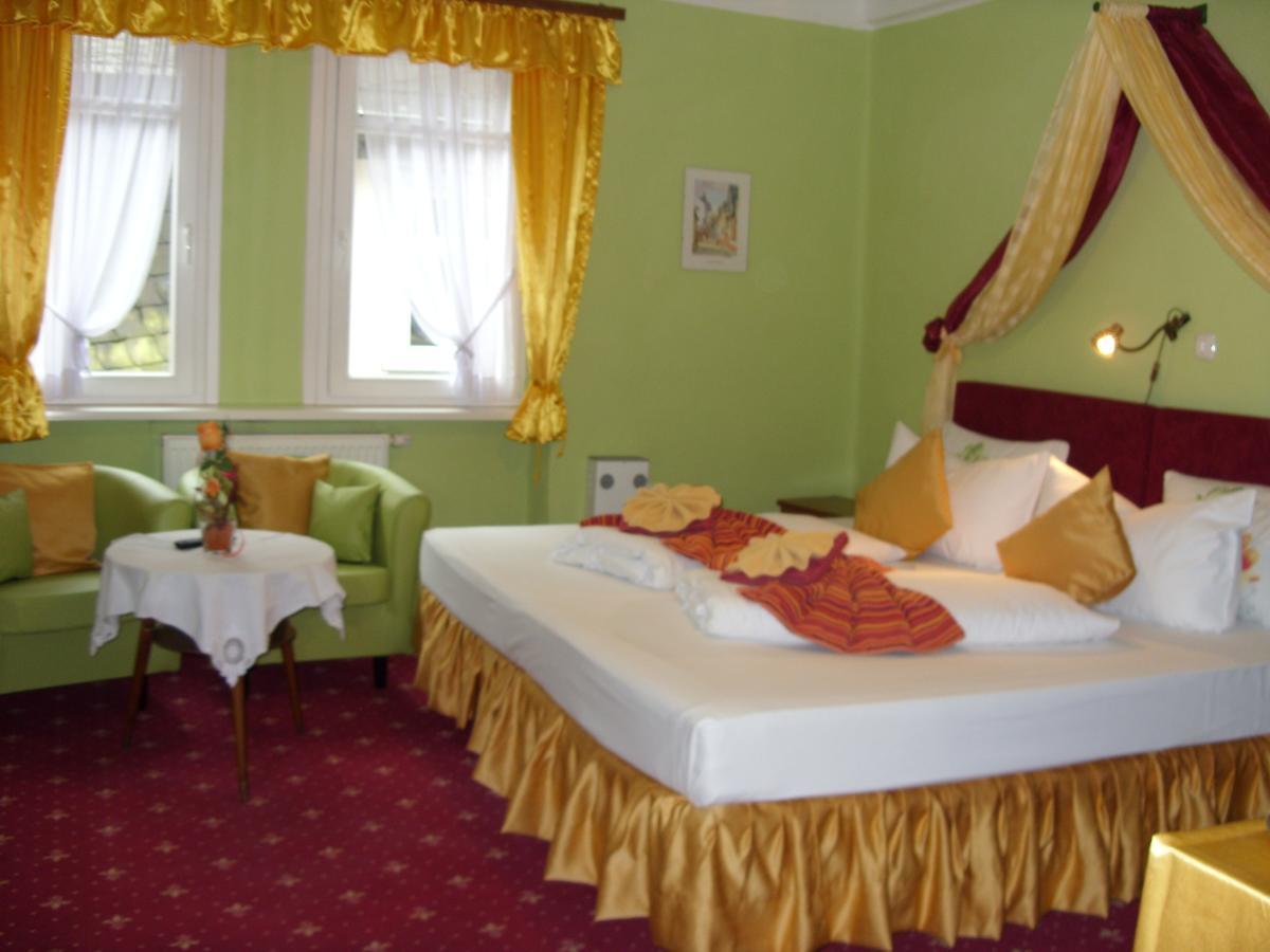 Hotel Kranenturm Bacharach Εξωτερικό φωτογραφία